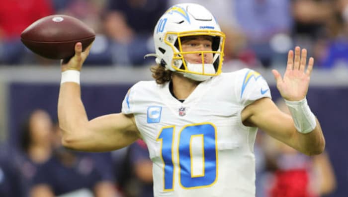 32D8C012-0E4C-4E7C-A1EE-8DEE50E296FF